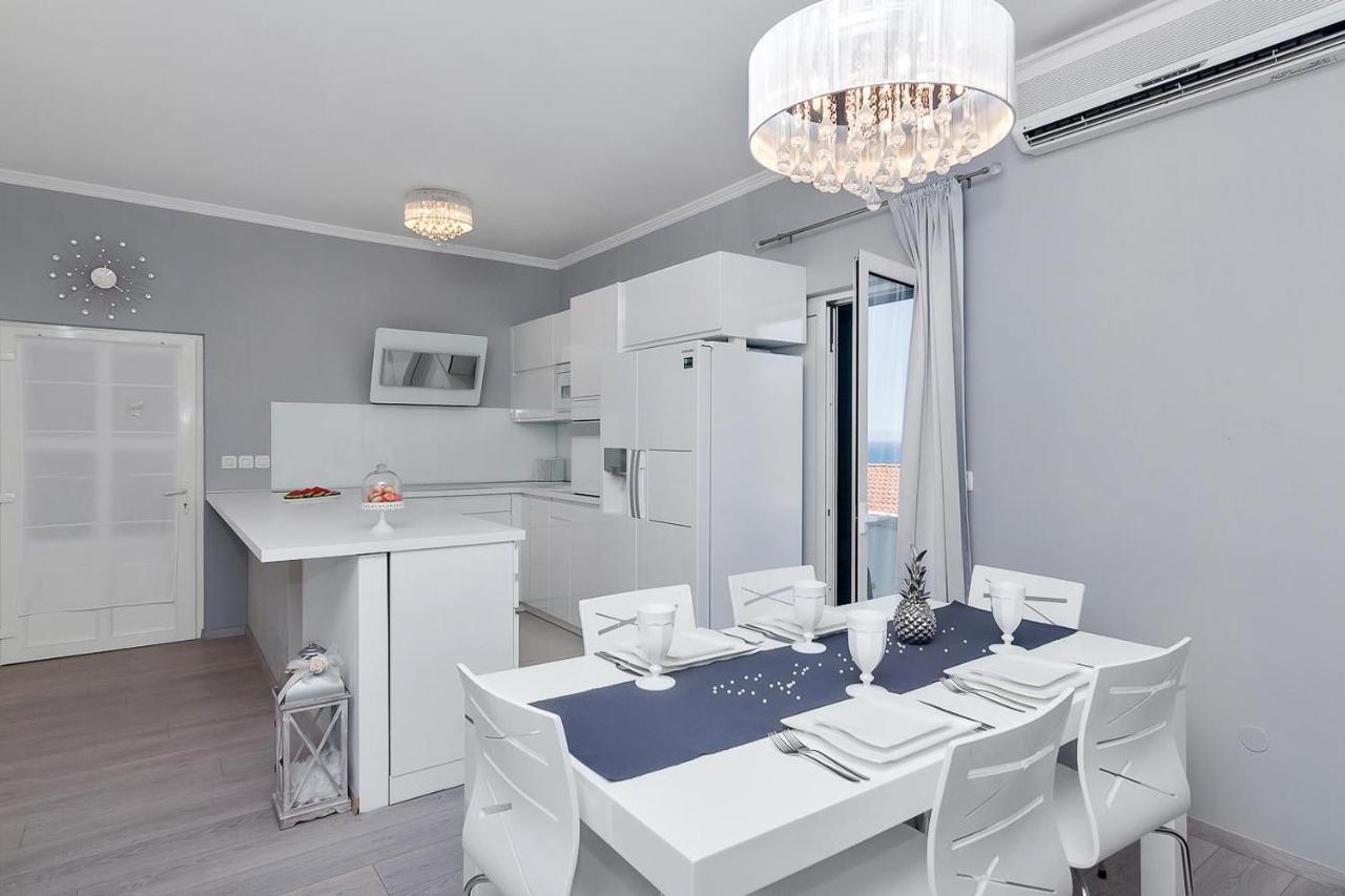 Apartments Gisela Makarska Ngoại thất bức ảnh