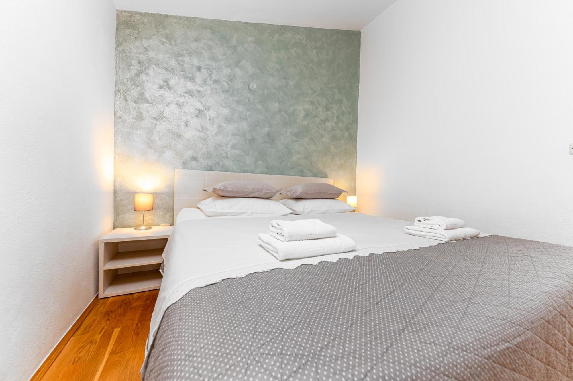 Apartments Gisela Makarska Ngoại thất bức ảnh