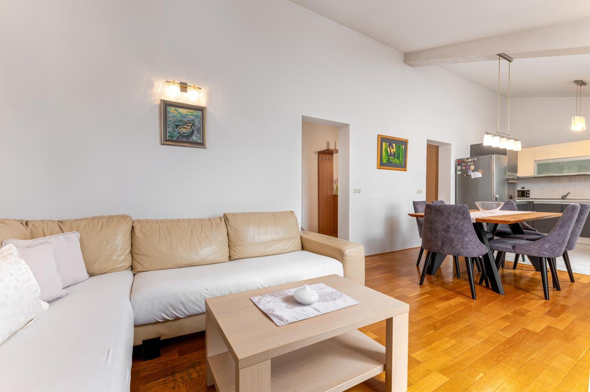 Apartments Gisela Makarska Ngoại thất bức ảnh